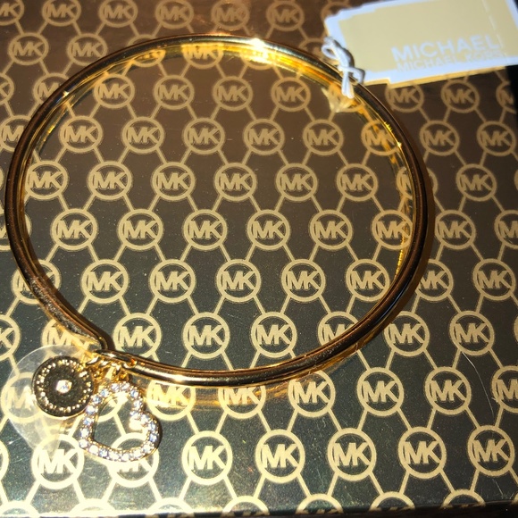 NIB Michael Kors Bracelet💛 - Picture 3 of 7